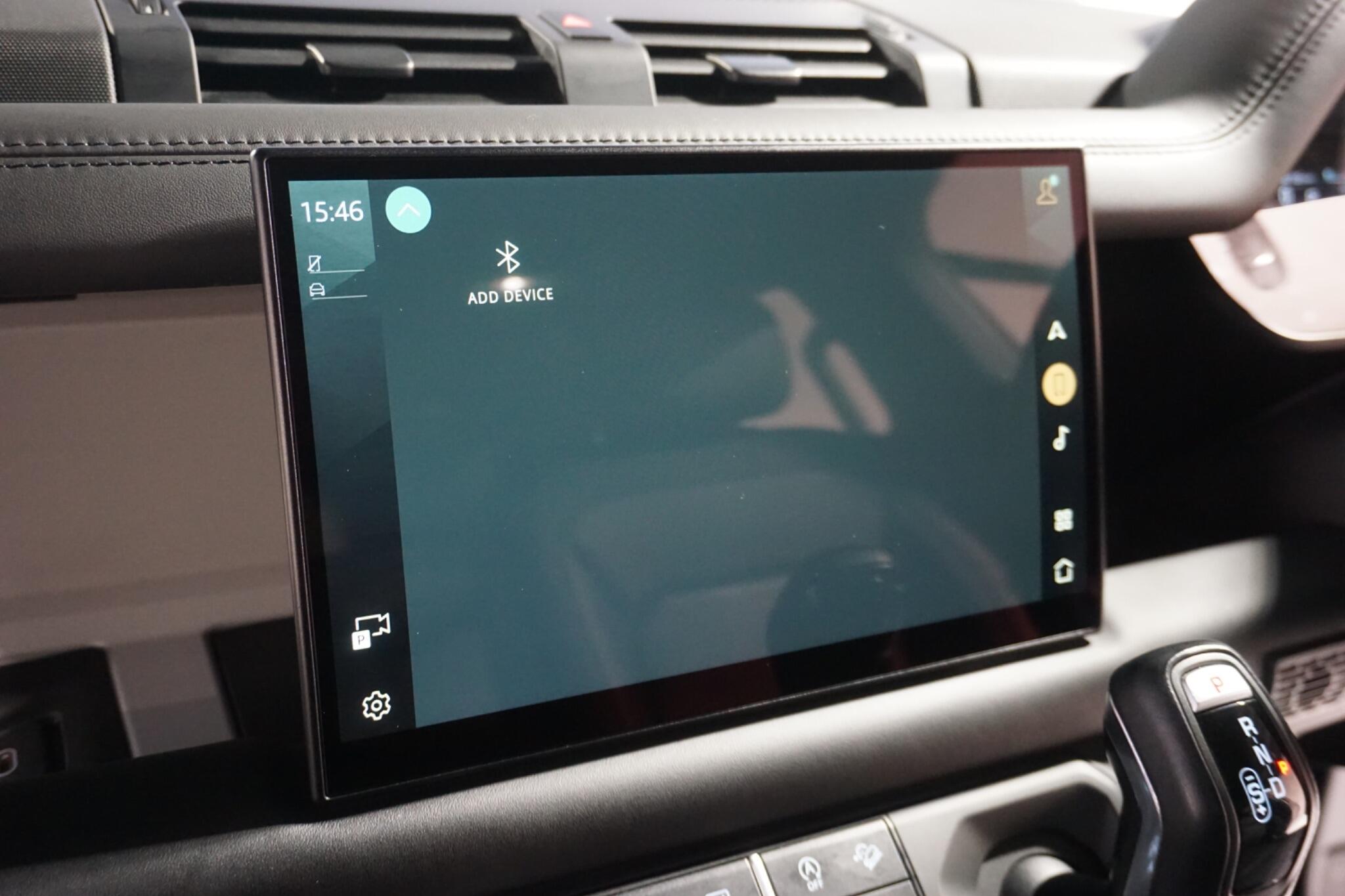 Land Rover Defender 110 3.0 D300 MHEV X-Dynamic HSE SUV 5dr Diesel Auto 4WD Euro 6 (s/s) (300 ps)